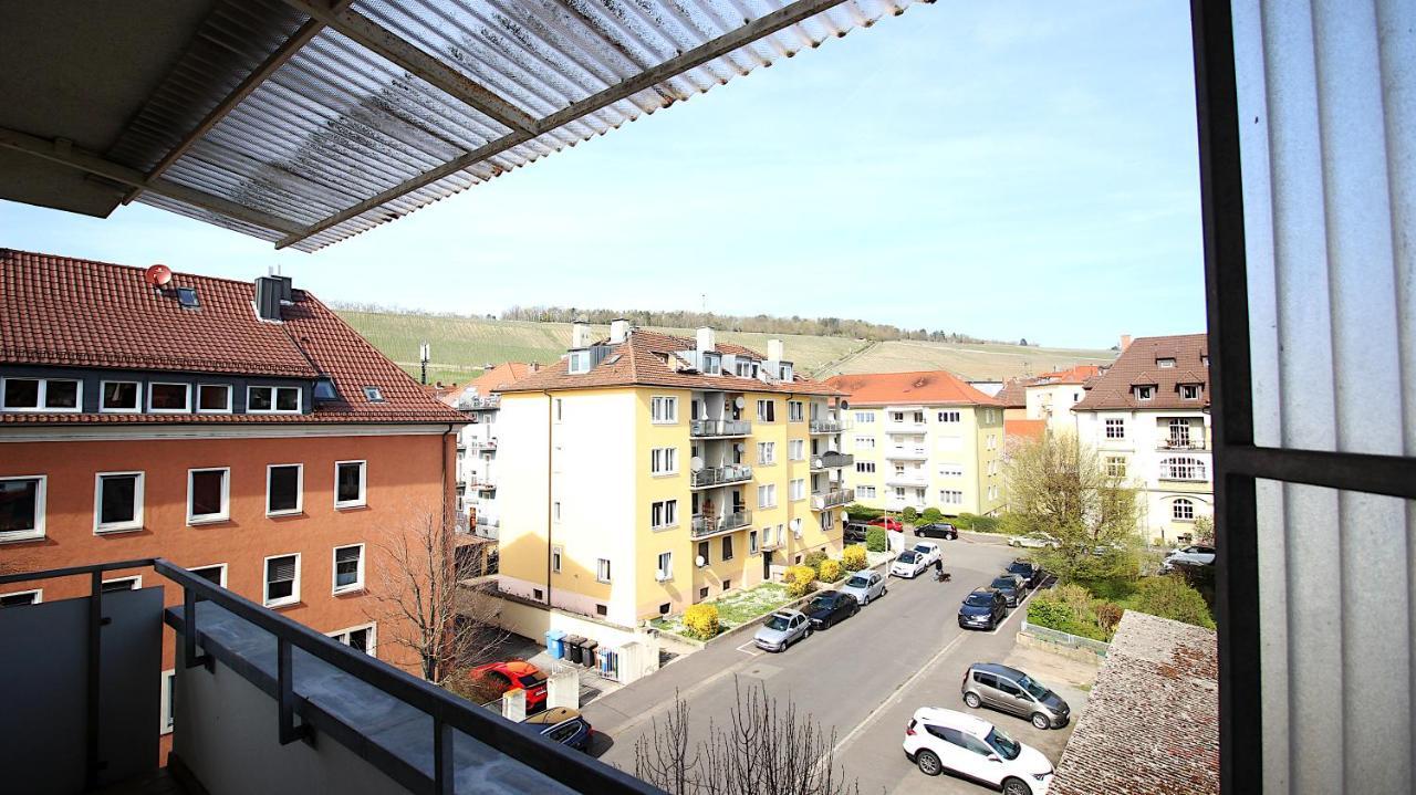 Grosszuegige Stadtwohnung - Garage, Balkon ヴュルツブルク エクステリア 写真